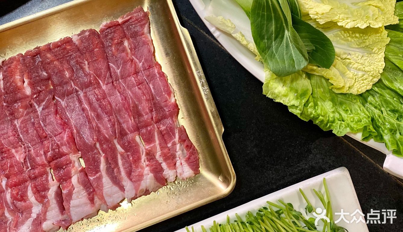 这么冷的天，来点羊肉火锅吧