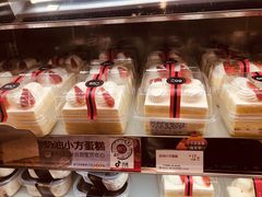 -85度C(生甜甜圈研究工坊·上海平凉店)