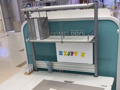 -康朴乐儿童学习桌椅(蓝色港湾店)