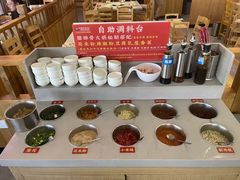-阿婆情腊排骨火锅·野生菌季(古城旗舰店)