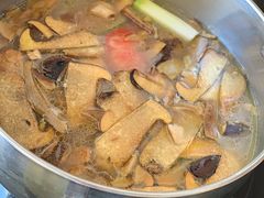 -野菌皇海景野生菌火锅(滨海大道店)