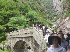 -三叠泉瀑布