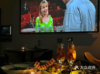 厦门这里的电影感美到可以呆一晚上……