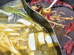 -重庆故事姊妹老火锅(财经学院店)