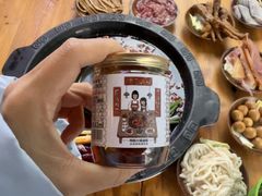 -黄潇洒老火锅(九眼桥宏济巷店)