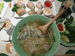 -越弥越南传统美食馆