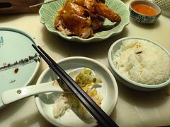 -佬麻雀·新湘菜(东方宝泰店)