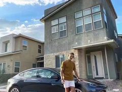 -TESLA 特斯拉(上海太古汇体验店)