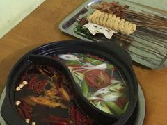 -灌县老妈砂锅串串香(万科红生活广场店)