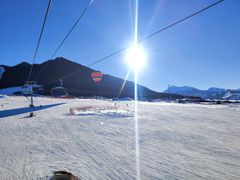 -丝绸之路山地度假区滑雪场