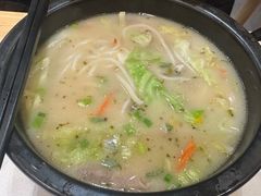 -鸡汤过桥·过桥米线