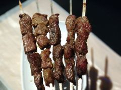 羊肉串-西街夜油条·麻团包乌饭