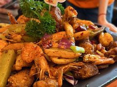 -炭舍干锅·烤鱼(扬名广场店)