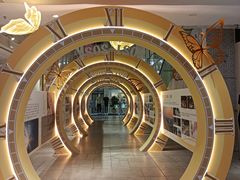 -王府井百货(中州中路店)