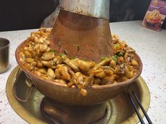 -老佛爷铜炉蛙锅(挂绿店)