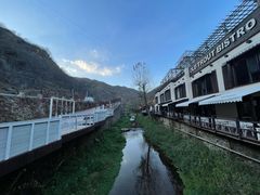 -泰莲庭·溪畔餐厅(雁栖湖店)