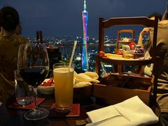 -广州柏悦酒店·悦吧·顶楼露天酒吧