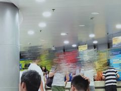 -小海豚国际游泳培训中心(浦东塘桥店)