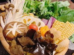 蔬菜拼盘小份-湊湊火锅·茶憩(和平大悦城店)