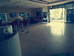 等待区-红旗影剧院