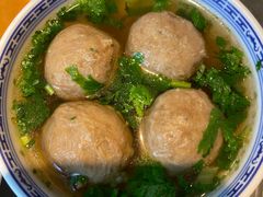 -潮界(LU·ONE凯德晶萃广场店)