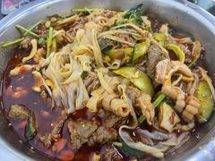 -周良天山牛杂城(天山路总店)