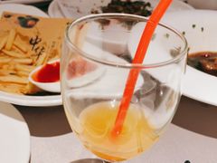 -静之湖湖畔餐厅