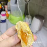 一口吃到里边的馅儿,真的超级满足!