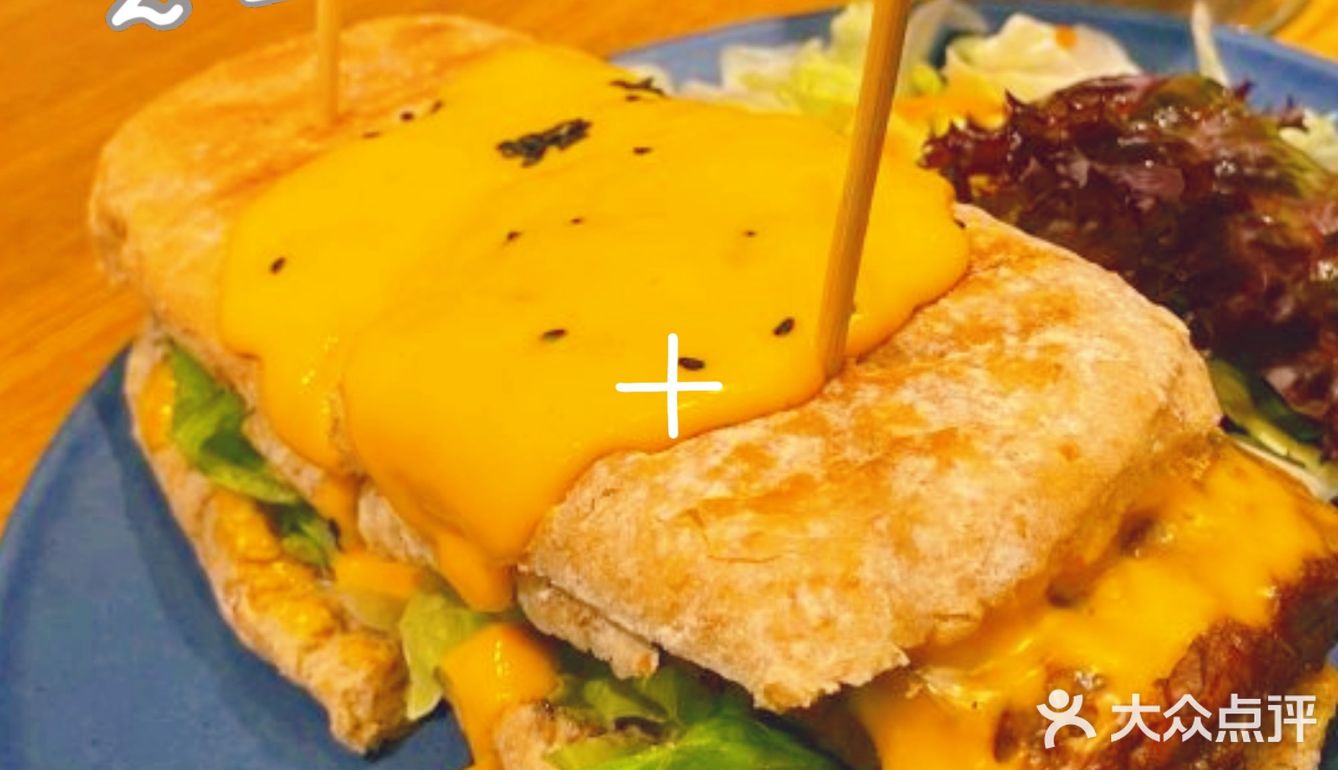 芝士瀑布帕尼尼！爆赞👍[强][强]