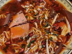 -聚汇三少·龙虾·中餐厅(莫邪路新天地店)