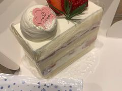 -花花卷卷·鲜食蛋糕(静安久光百货店)