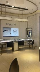 -周生生Chow Sang Sang(新世界店)