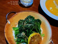 -Two Birds One Stone·一石二鸟(诚品生活店)