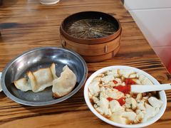 -锅贴大王南翔小笼(临沂二村店)