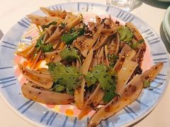 -嗨辣小聚·盘锦河蟹·海鲜烧烤龙虾(盘锦十年好店)