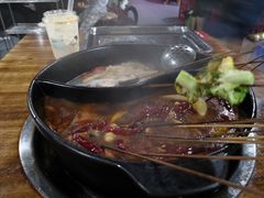 -灌县老妈砂锅串串香(万科红生活广场店)