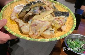 Qian Dao Lake Male Fish Head