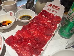 -犇鼎牛潮汕牛肉火锅(新辰里学清路店)