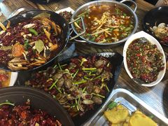 -二钳洞庭虾蟹·江湖菜(成都鹭岛店)