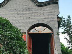 -楠柏弯休闲山庄(梨花溪店)