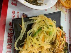 -孔一凡·手工饺子(时尚明苑店)