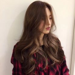 -茶发Salon·烫发染发理发