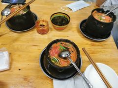 -李记特色罐罐米线(重庆中环大厦店)