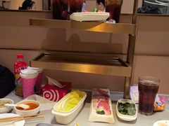 -海底捞火锅(新松江路生日主题店)