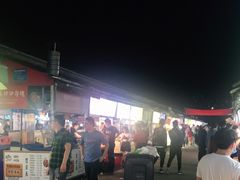 -大学城夜市大排档(凤栖路店)