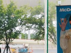 -麦当劳(虹梅路地铁站店)