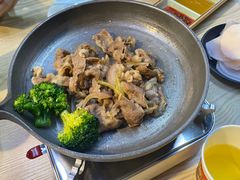 -猪啊牛呀羊啊铜盘烤肉(正大广场店)