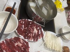-黑山牛肉汤火锅(花城汇店)