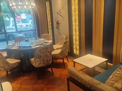 -辣螃铠盆盆蟹大排档(海昌店)