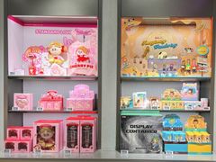 -泡泡玛特POPMART(凯德大峡谷店)